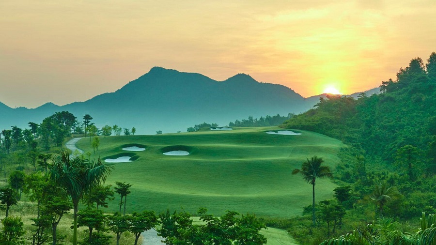 Bà Nà Hills Golf Club vietnam - travel treasures