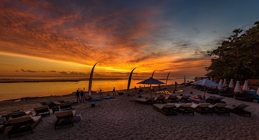 Sips – Sunset – Sand: Let’s Discover Asia’s Best Beach Clubs