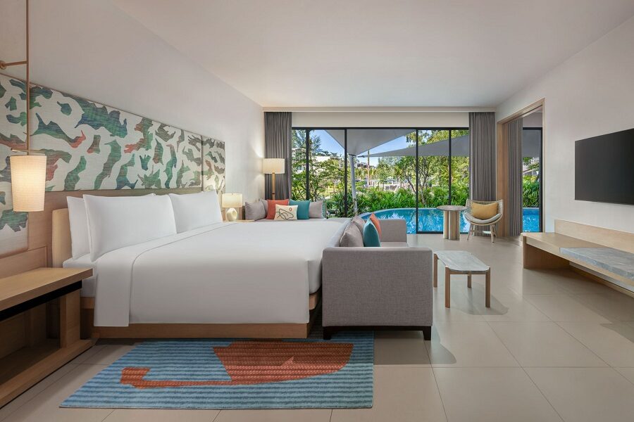 Le Méridien Phuket Mai Khao Beach Resort