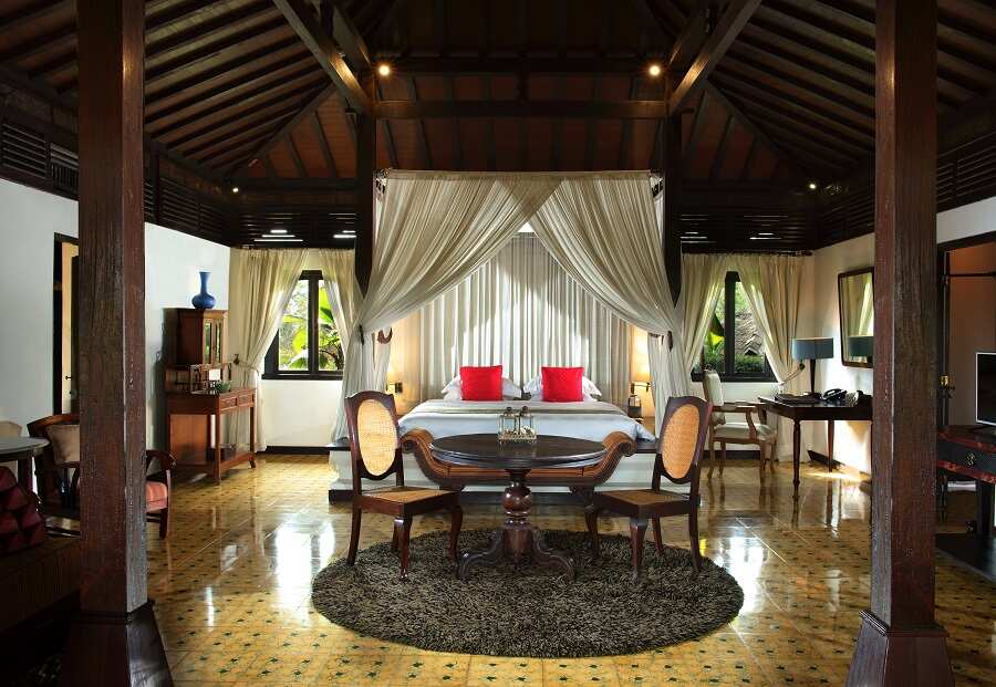 Indonesia’s Most Luxurious Resorts & Hotels