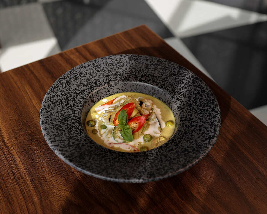 Riyue Bay Surf Resort Opens to Kick Off 2026 Hainan Marine Tourism Year