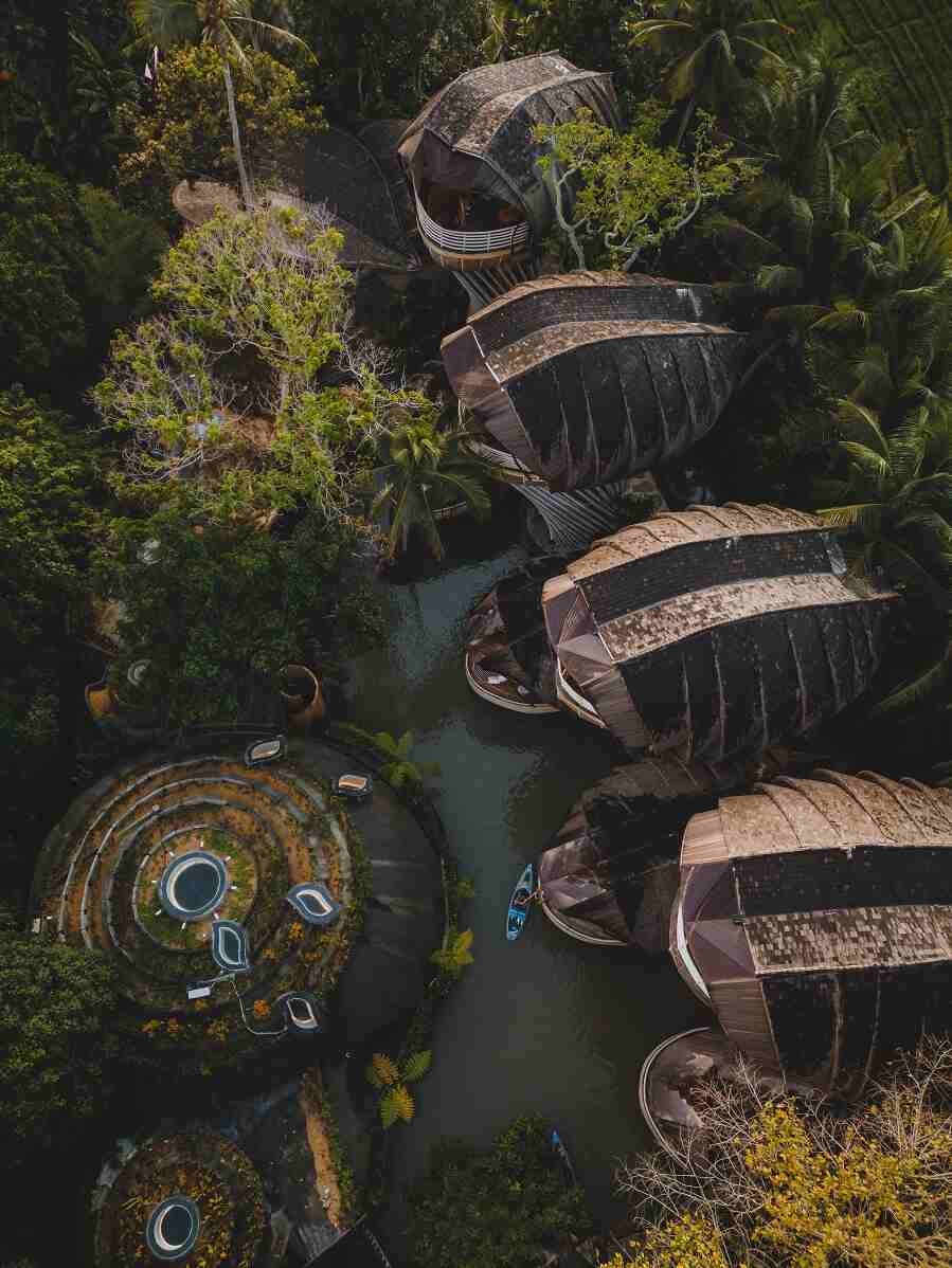 eco-luxury-resort-in-Bali-jungle-villa
